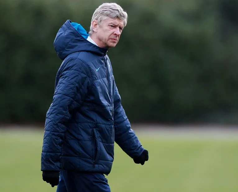 Wenger taclé par Saint-Marin