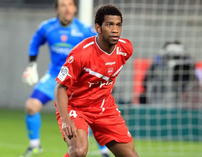 Gil veut rester à Valenciennes