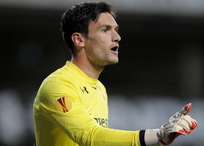 Lloris, première (presque) sans soucis