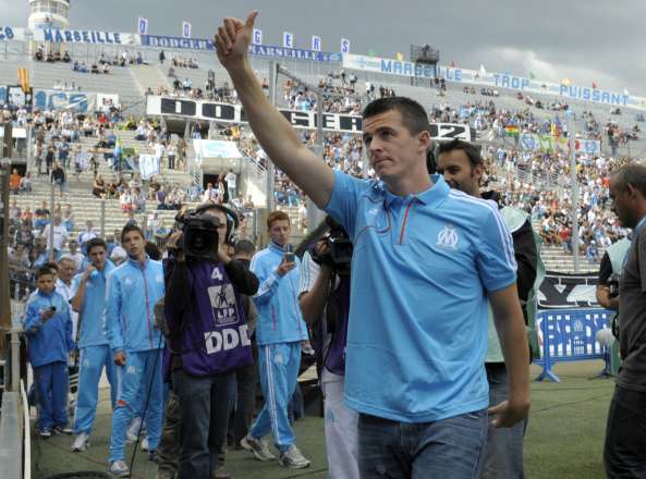 Joey Barton savoure