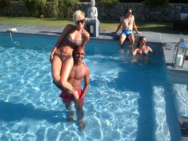 Photo : Pongolle prend du bon temps
