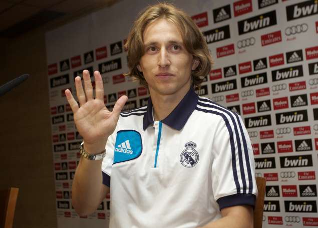 Modric au Real, pour jouer où ?