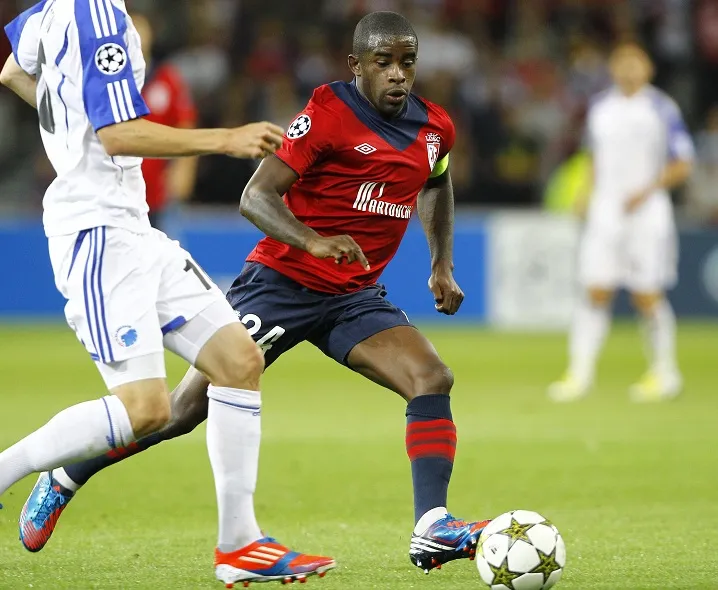 Lille composte son billet