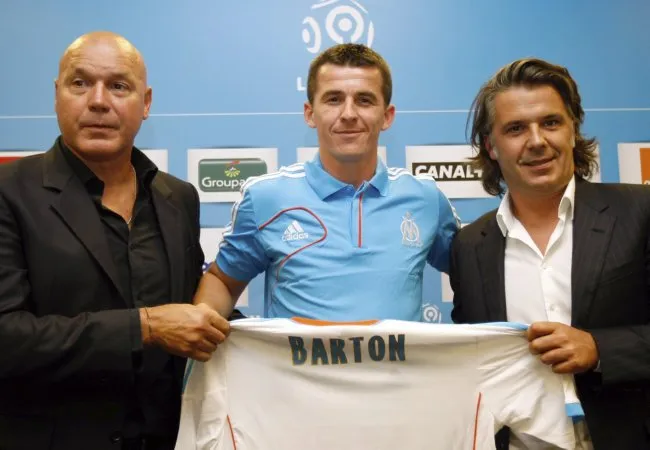 Photo : Barton présenté… sans numéro