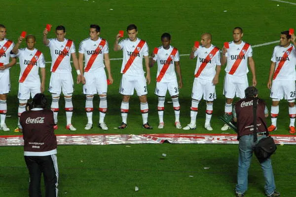 Photo : River contre la violence de genre