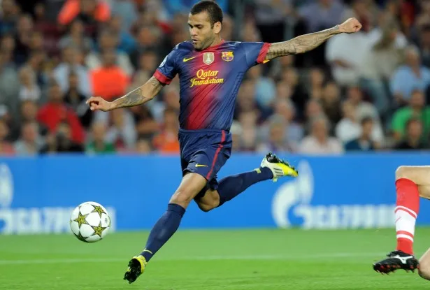 Alves blessé à son tour