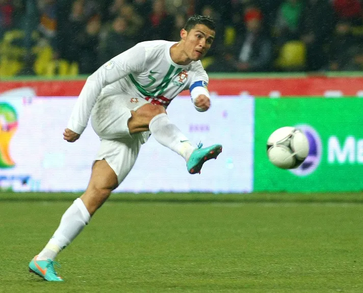 Ronaldo, la 100e rugissante