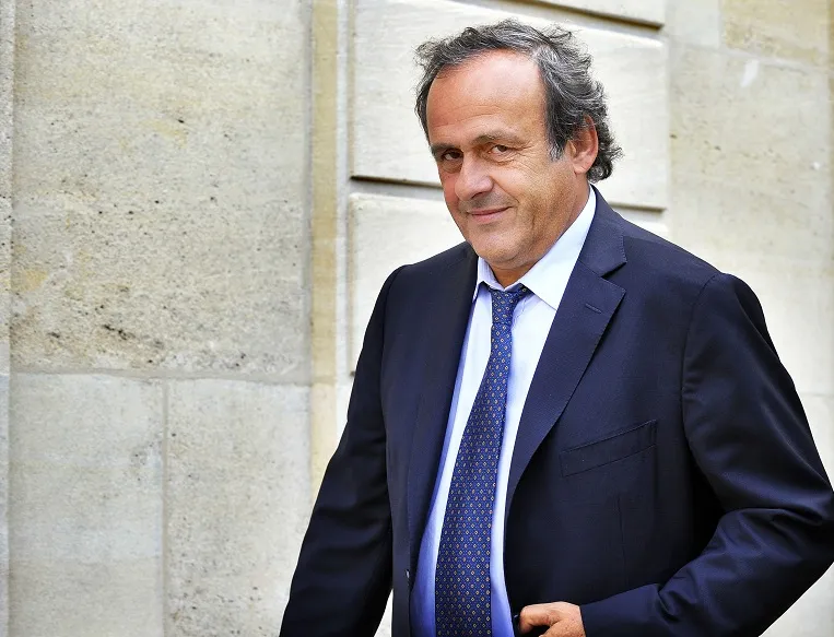 Platini veut jouer en hiver au Qatar