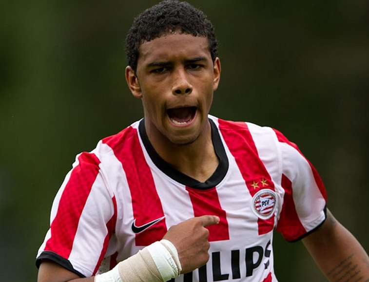 Locadia, un hat trick pour lancer une carrière