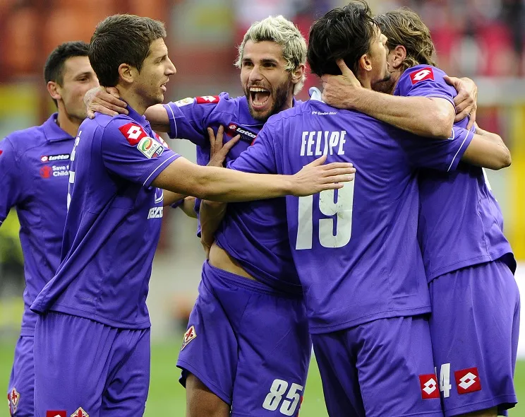 La Fiorentina tape Cagliari