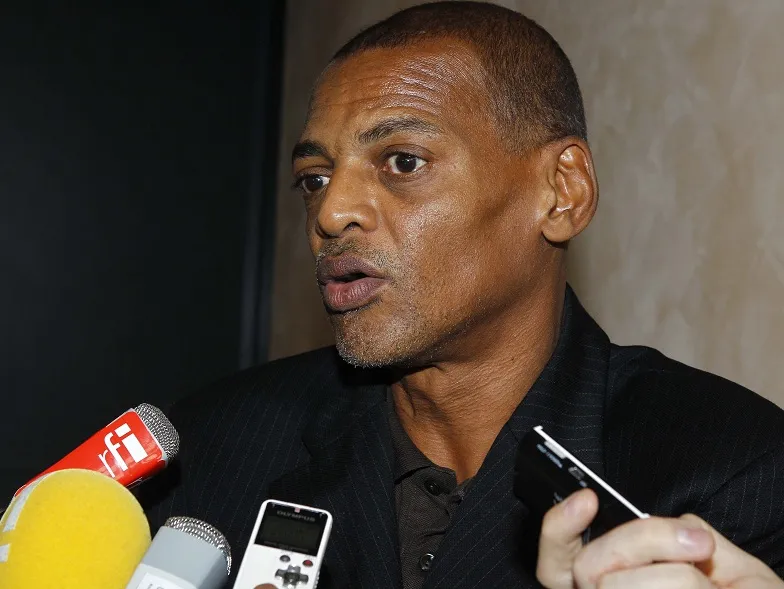 PSG : passe d&rsquo;armes Lama / Sirigu