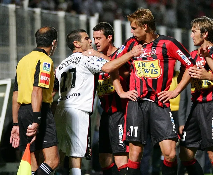 Top 10 : Main dans la gueule