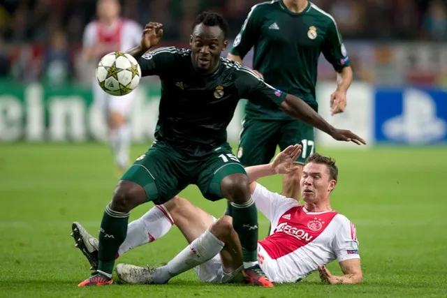 Real : Essien à gauche toute