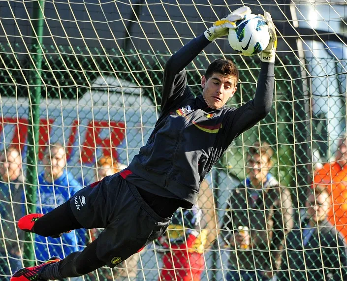 Courtois contre une fermeture d’usine