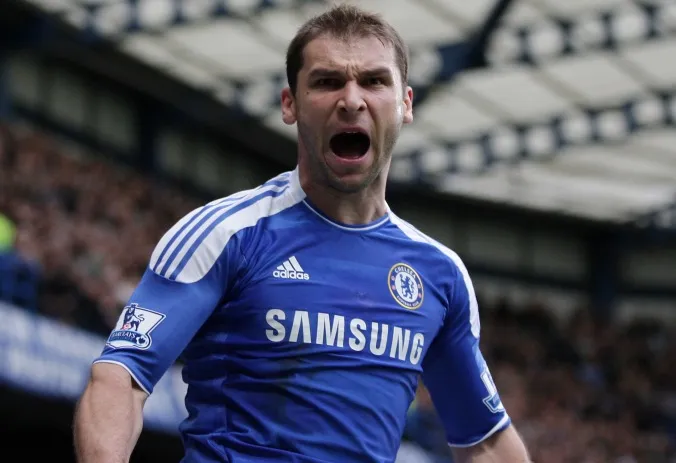 Branislav Ivanović, la droite dure