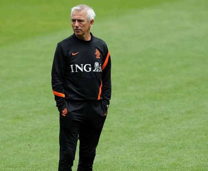 Bert van Marwijk intéressé par Wolfsburg