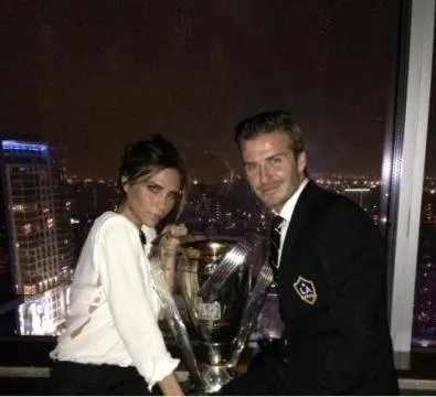 Photo : La coupe, Beckham et Victoria