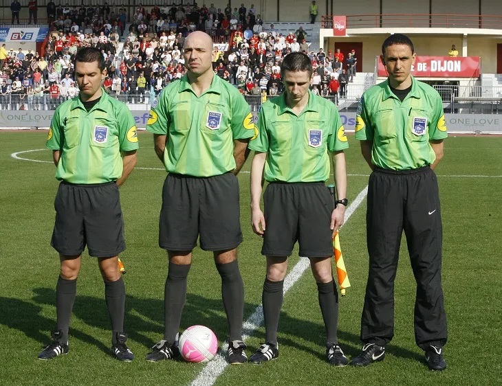 Hommage à l’arbitre décédé
