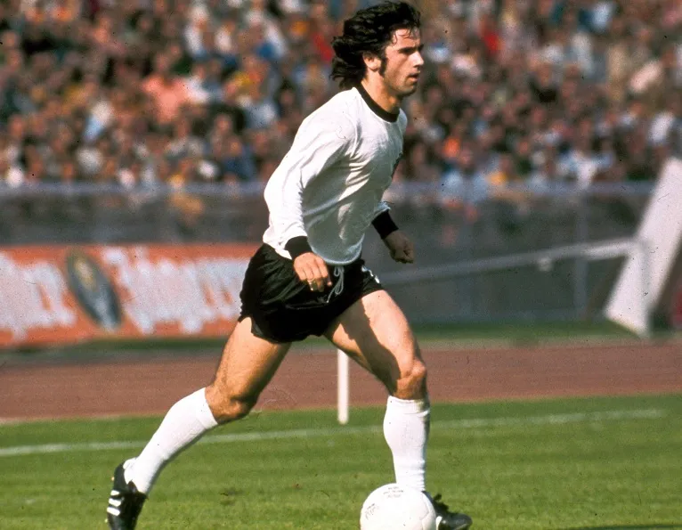 Müller et le « géant Messi »