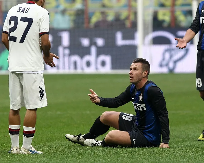 Cassano suspendu 2 matchs
