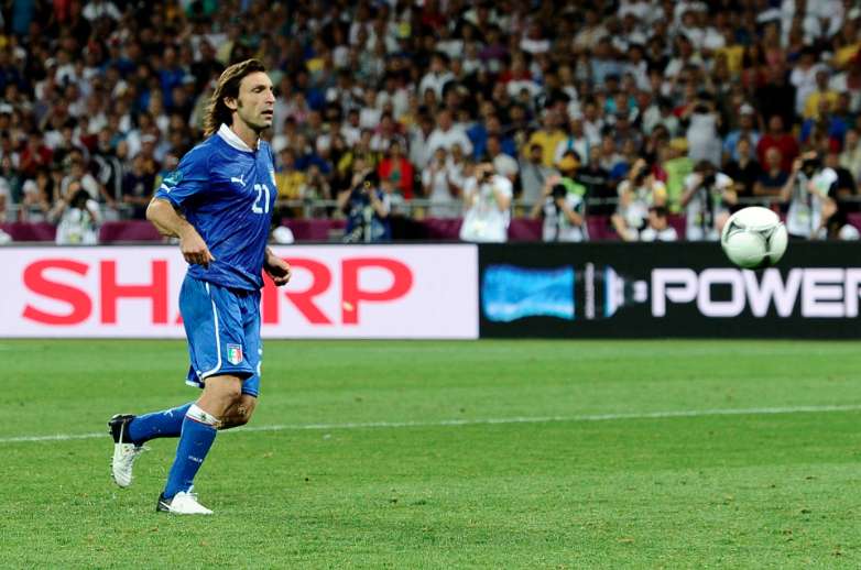 Les salauds, ils ont oublié Pirlo…