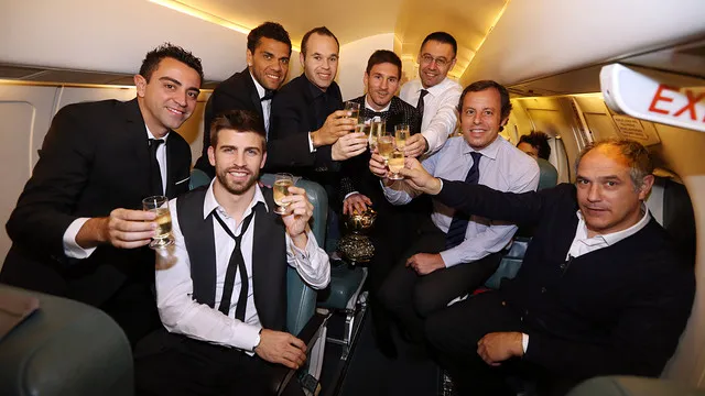 Photo: Le Barça dans l’avion