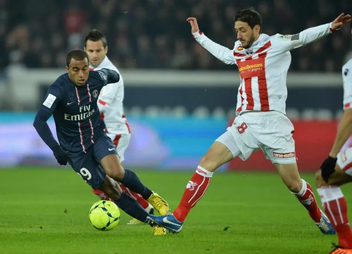 Malgré Lucas, le PSG déjoue contre Ajaccio