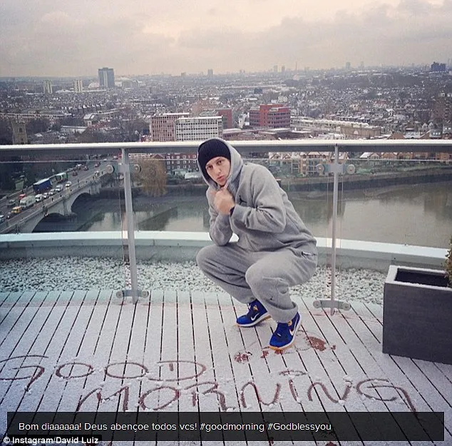 Photo:  David Luiz et le froid
