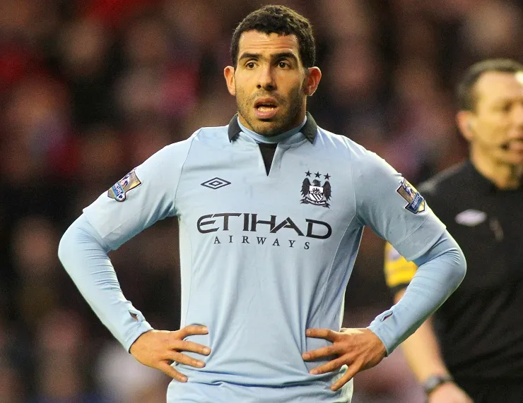 Tévez privé de permis