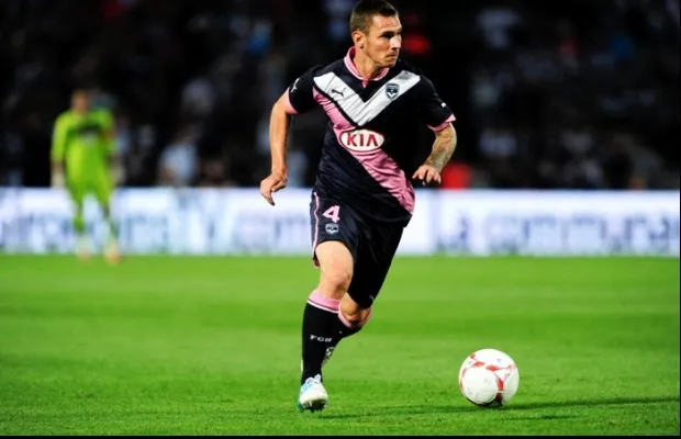 Obraniak kiffe Lucas Moura