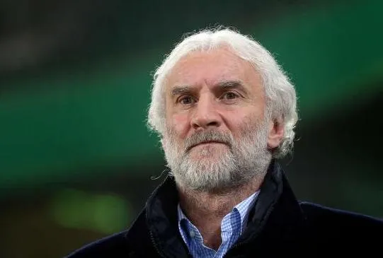 Photo : la barbe de Rudi Völler