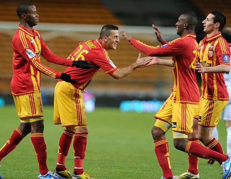 Lens revient de loin