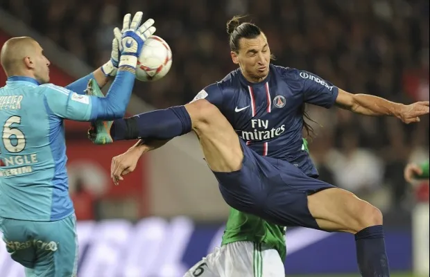 Zlatan ne voulait pas blesser Ruffier