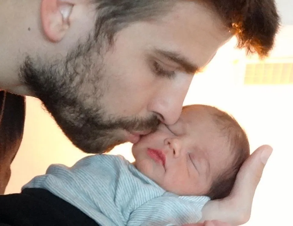 Photo : Piqué et son bébé
