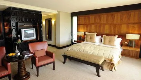 Les Bleus doivent payer l’hôtel