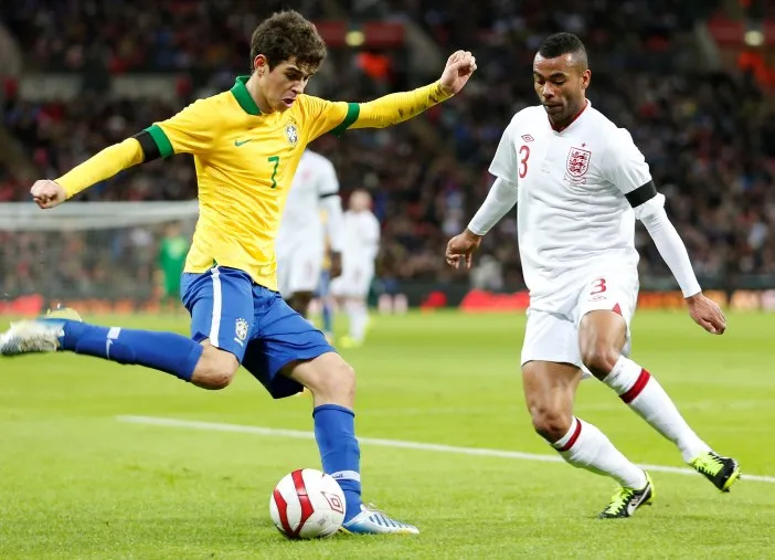 Ashley Cole, centenaire en mal d&rsquo;amour