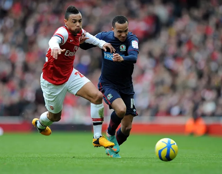 Blackburn noircit la saison d'Arsenal