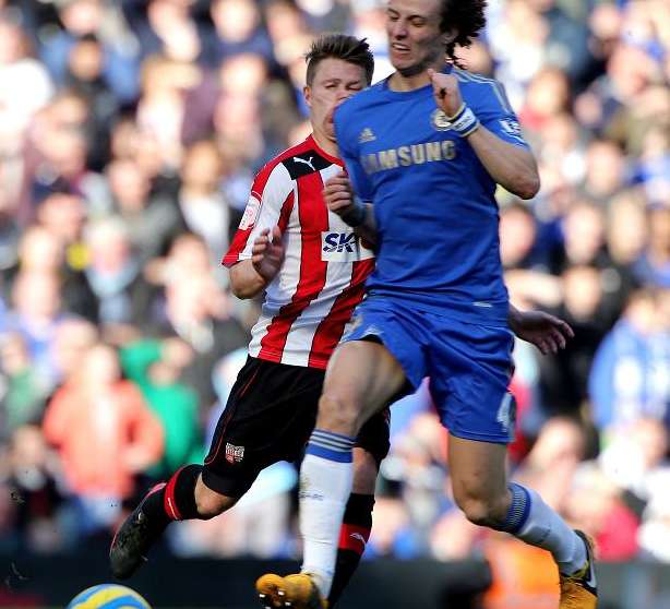 Photo: Le bourrin David Luiz