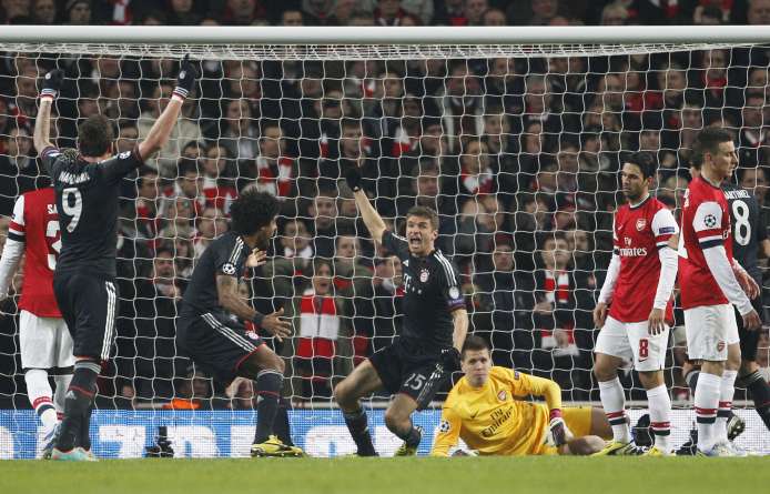 Le Bayern a un pied en quarts