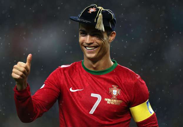 Cristiano Ronaldo et ses Mercurial (Pub)