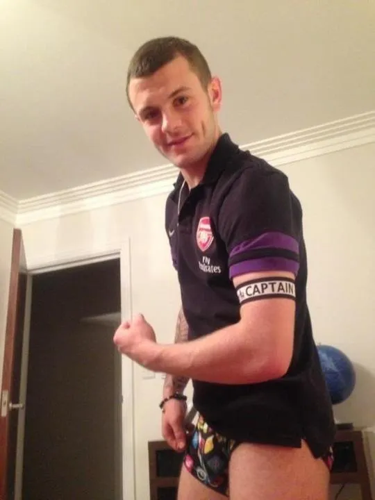 Photo : Captain&rsquo; Wilshere en calbute