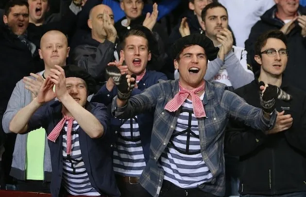 Photo: Marinière et béret à Newcastle