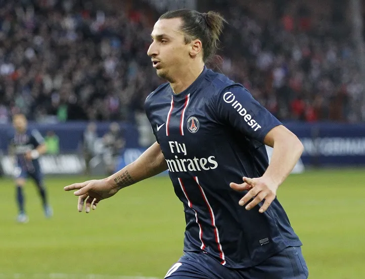 Zlatan monte au créneau