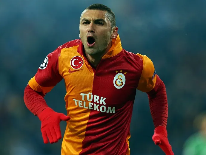 Yilmaz pour remplacer Falcao ?