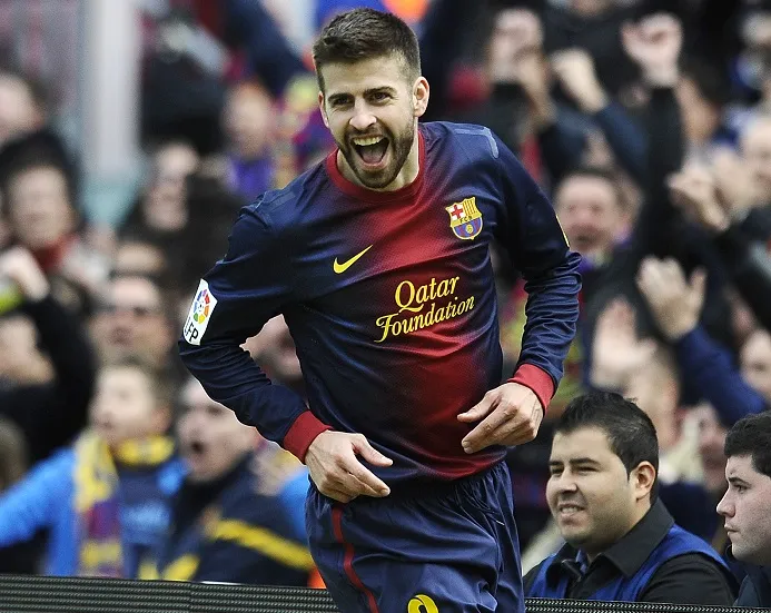 Piqué attend Tito et chauffe le PSG