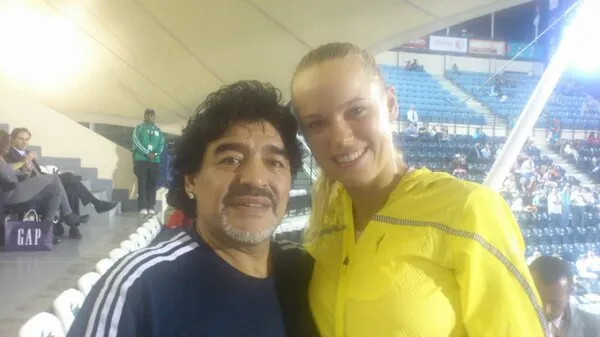 Photo: Maradona le playboy