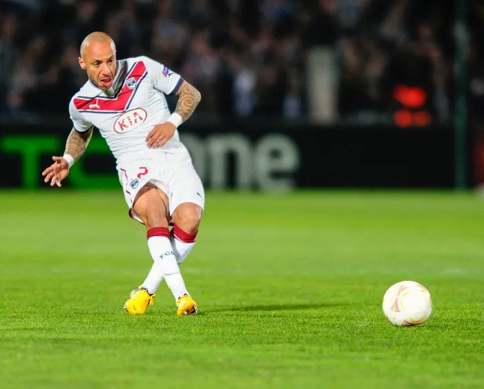 Bordeaux en mode «<span style="font-size:50%">&nbsp;</span>petit bras<span style="font-size:50%">&nbsp;</span>»