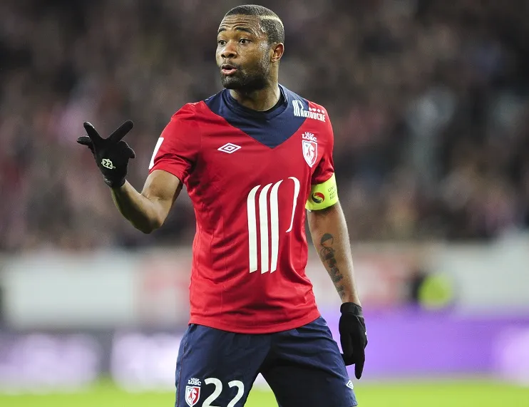 Chedjou chaud pour un départ