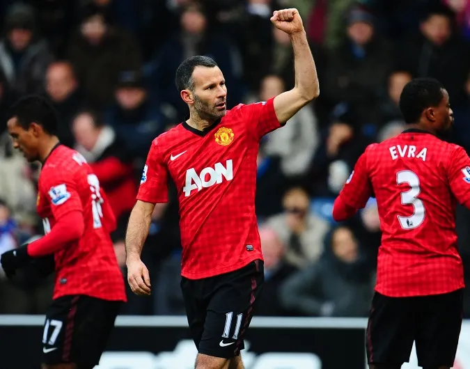 MU : Giggs prolonge encore !
