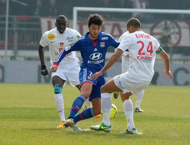 Lyon laisse passer une occasion